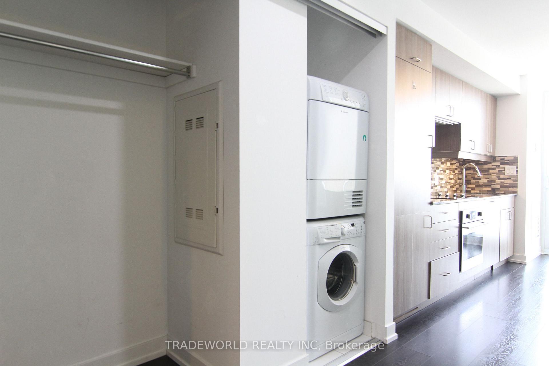 Photo 17 of Unit 2801, 426 University Avenue, Toronto, Kensington-Chinatown — HOMEH