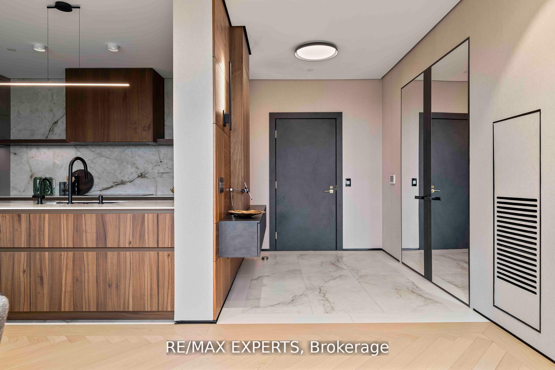 Photo 4 of Unit 702, 1700 Avenue Road, Toronto, Bedford Park-Nortown — HOMEH