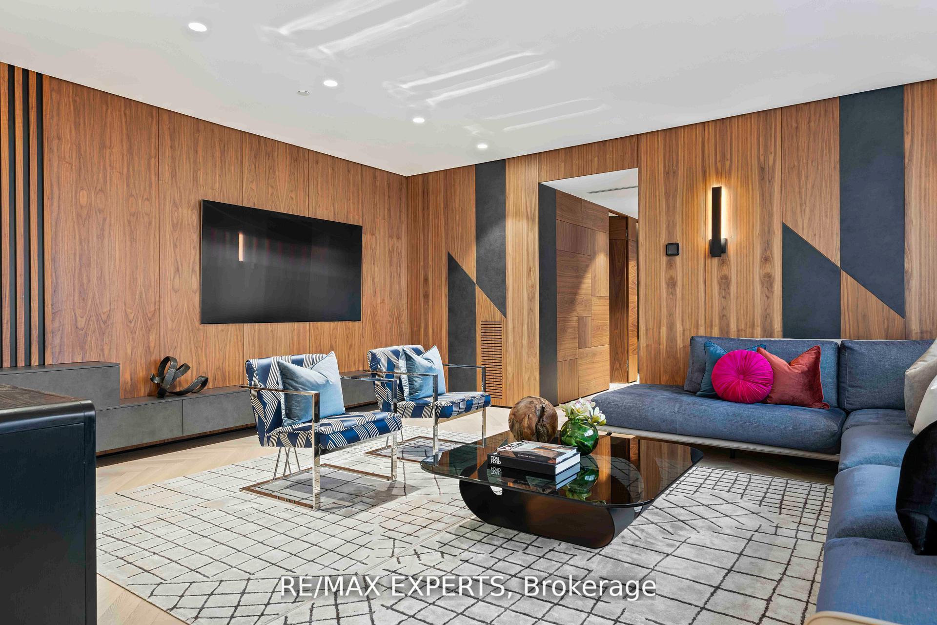 Photo 6 of Unit 702, 1700 Avenue Road, Toronto, Bedford Park-Nortown — HOMEH