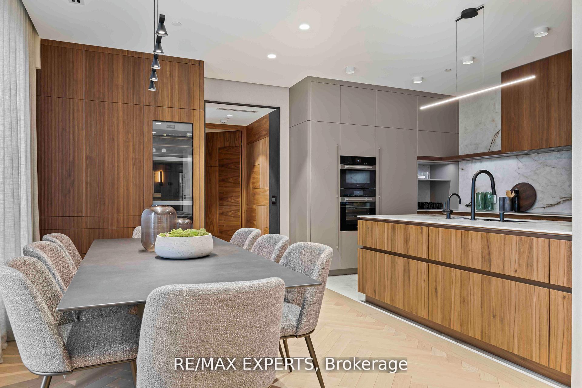 Photo 22 of Unit 702, 1700 Avenue Road, Toronto, Bedford Park-Nortown — HOMEH