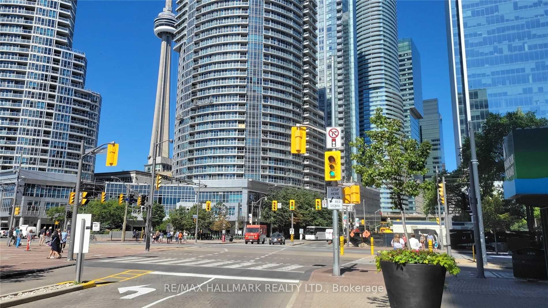 Photo 1 of Unit 1206, 8 York Street, Toronto, Waterfront Communities — HOMEH