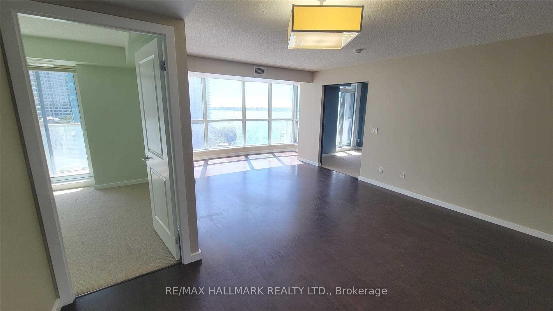 Photo 3 of Unit 1206, 8 York Street, Toronto, Waterfront Communities — HOMEH