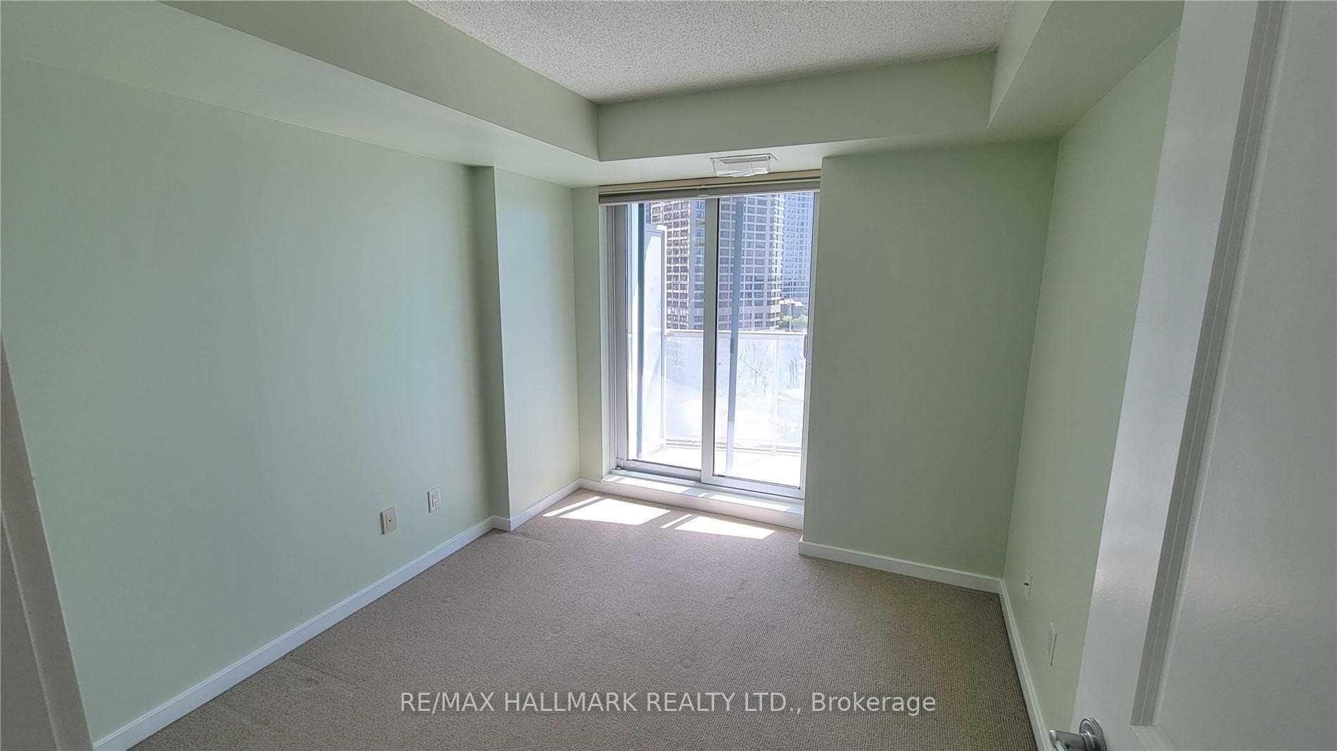 Photo 14 of Unit 1206, 8 York Street, Toronto, Waterfront Communities — HOMEH