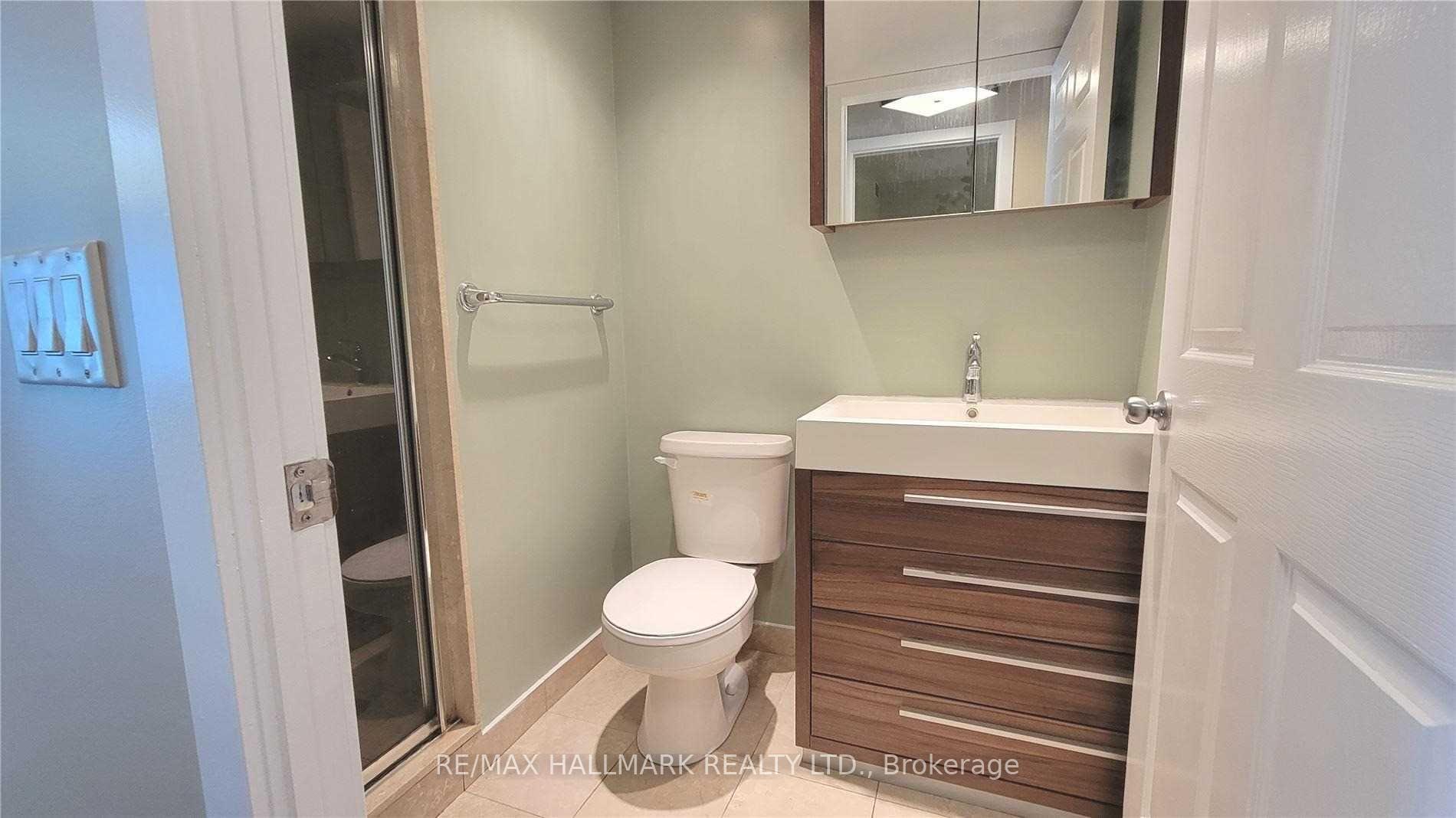 Photo 15 of Unit 1206, 8 York Street, Toronto, Waterfront Communities — HOMEH