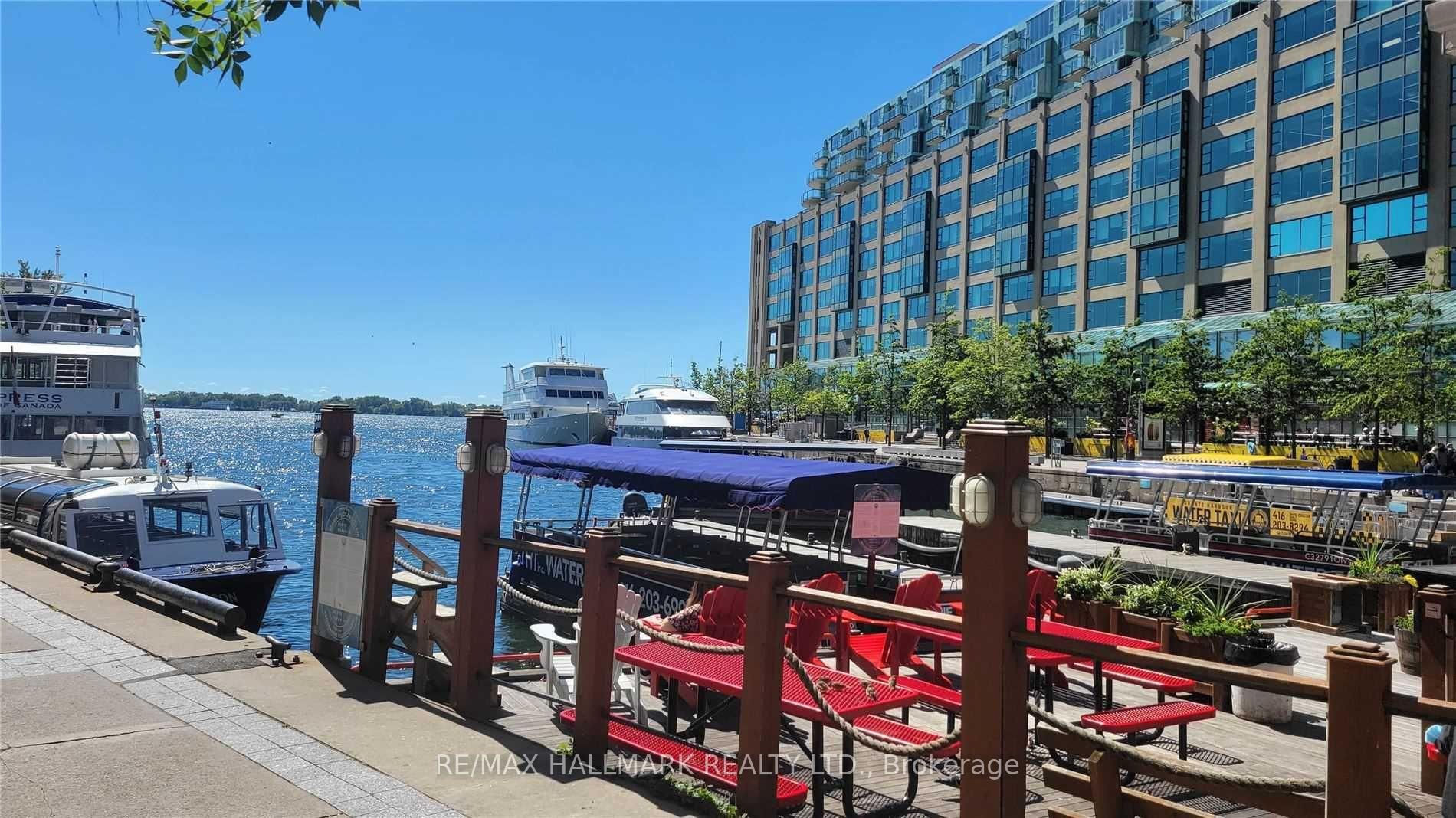 Photo 20 of Unit 1206, 8 York Street, Toronto, Waterfront Communities — HOMEH