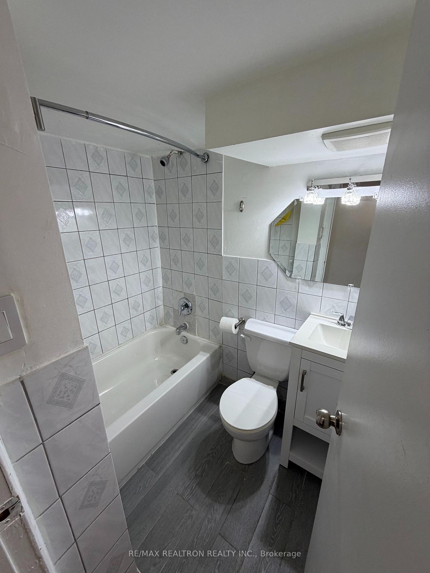 Photo 8 of Unit Basement Unit 2, 135 Emerson Avenue, Toronto, Dovercourt-Wallace Emerson-Junction — HOMEH