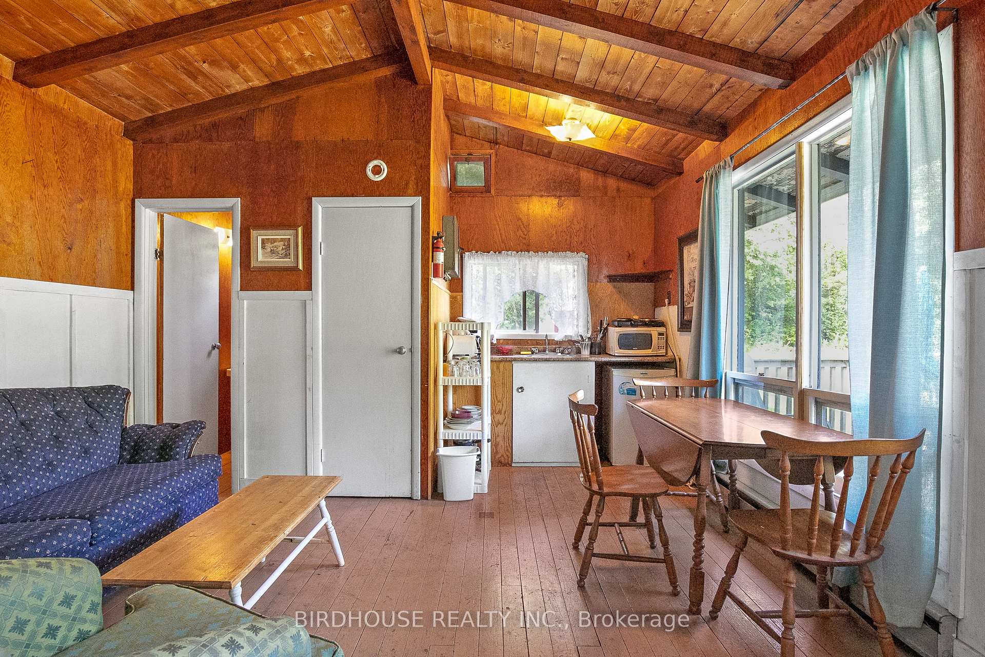 Photo 31 of 15 Cedar Nook Road, Kawartha Lakes, Laxton/Digby/Longford — HOMEH