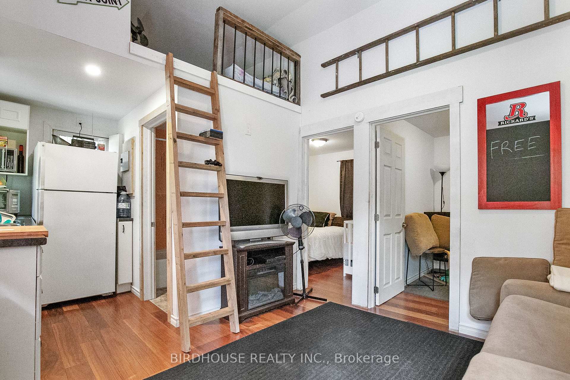 Photo 35 of 15 Cedar Nook Road, Kawartha Lakes, Laxton/Digby/Longford — HOMEH