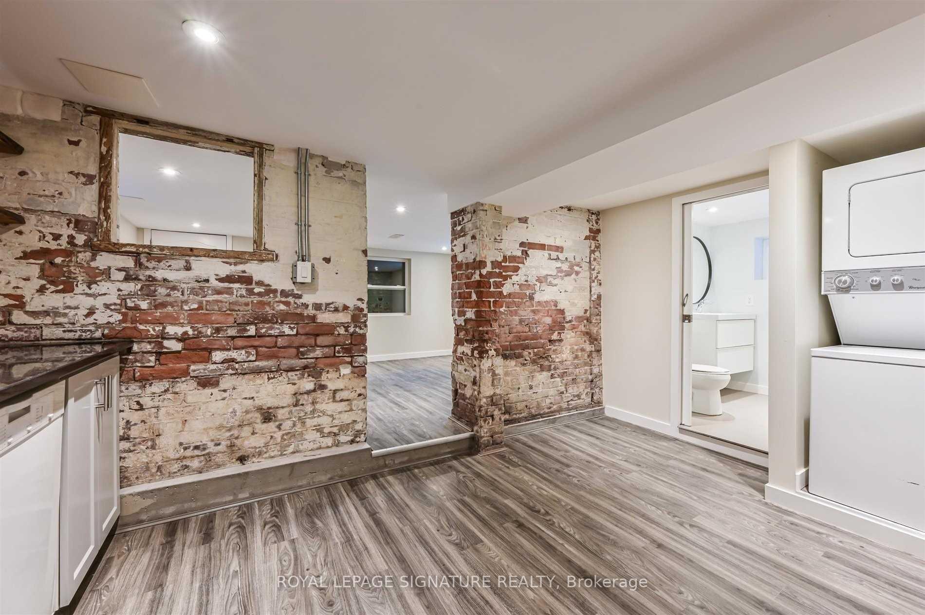 Photo 7 of Unit Lower, 147 Gloucester Grove, Toronto, Oakwood Village — HOMEH