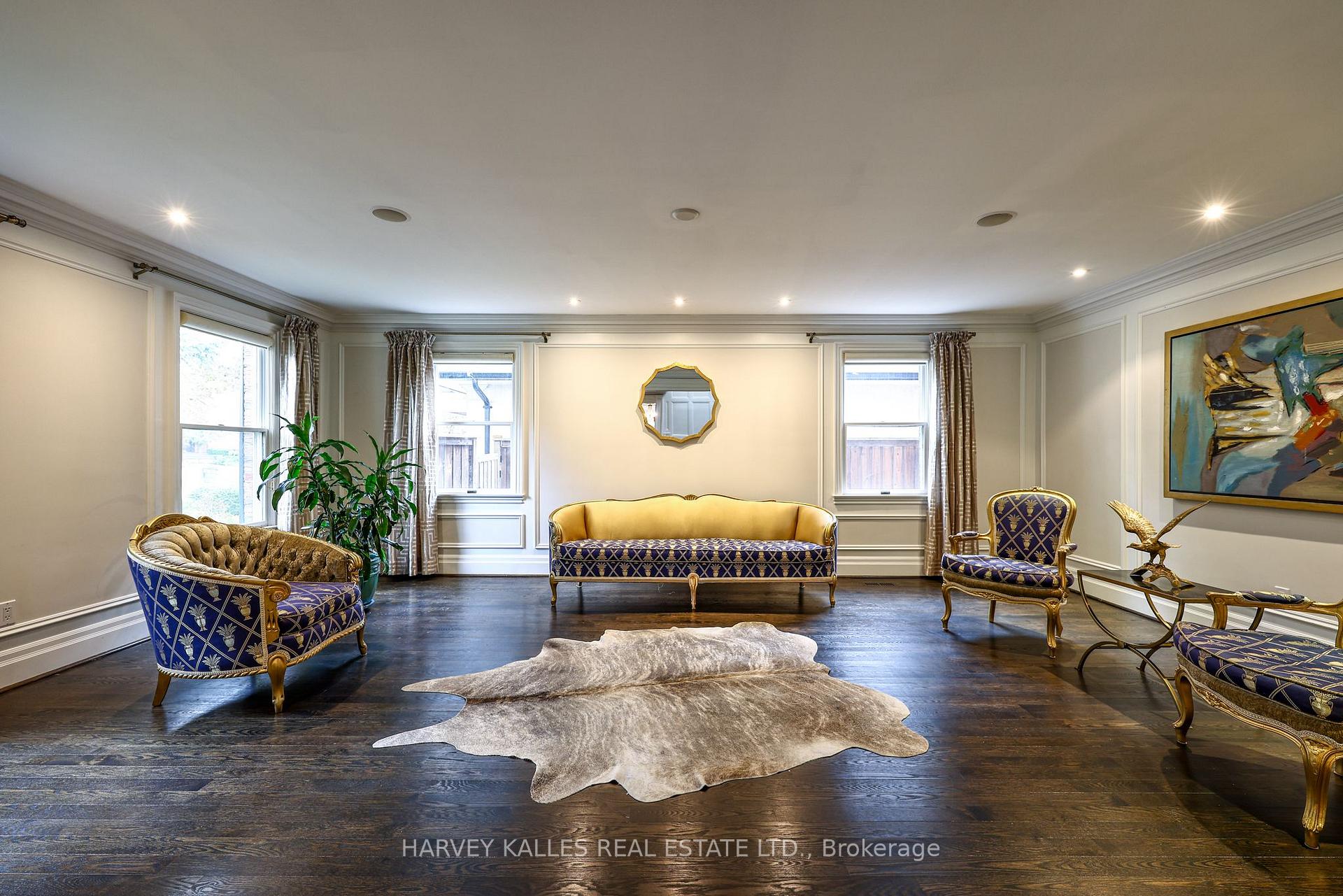 Photo 7 of 6 Penwood Crescent, North York, Banbury-Don Mills — HOMEH