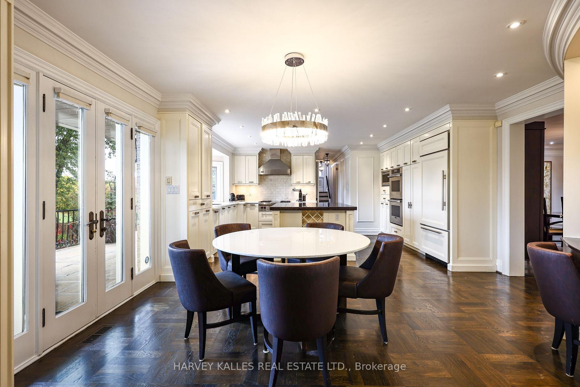 Photo 18 of 6 Penwood Crescent, North York, Banbury-Don Mills — HOMEH