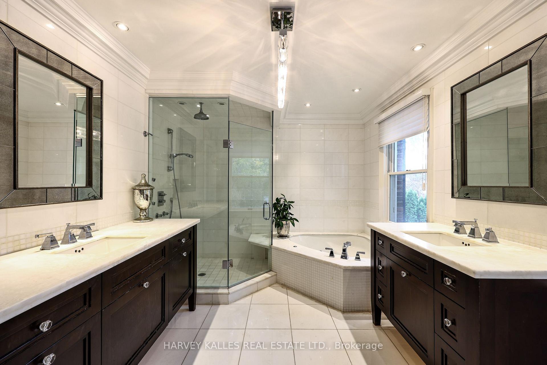 Photo 25 of 6 Penwood Crescent, North York, Banbury-Don Mills — HOMEH