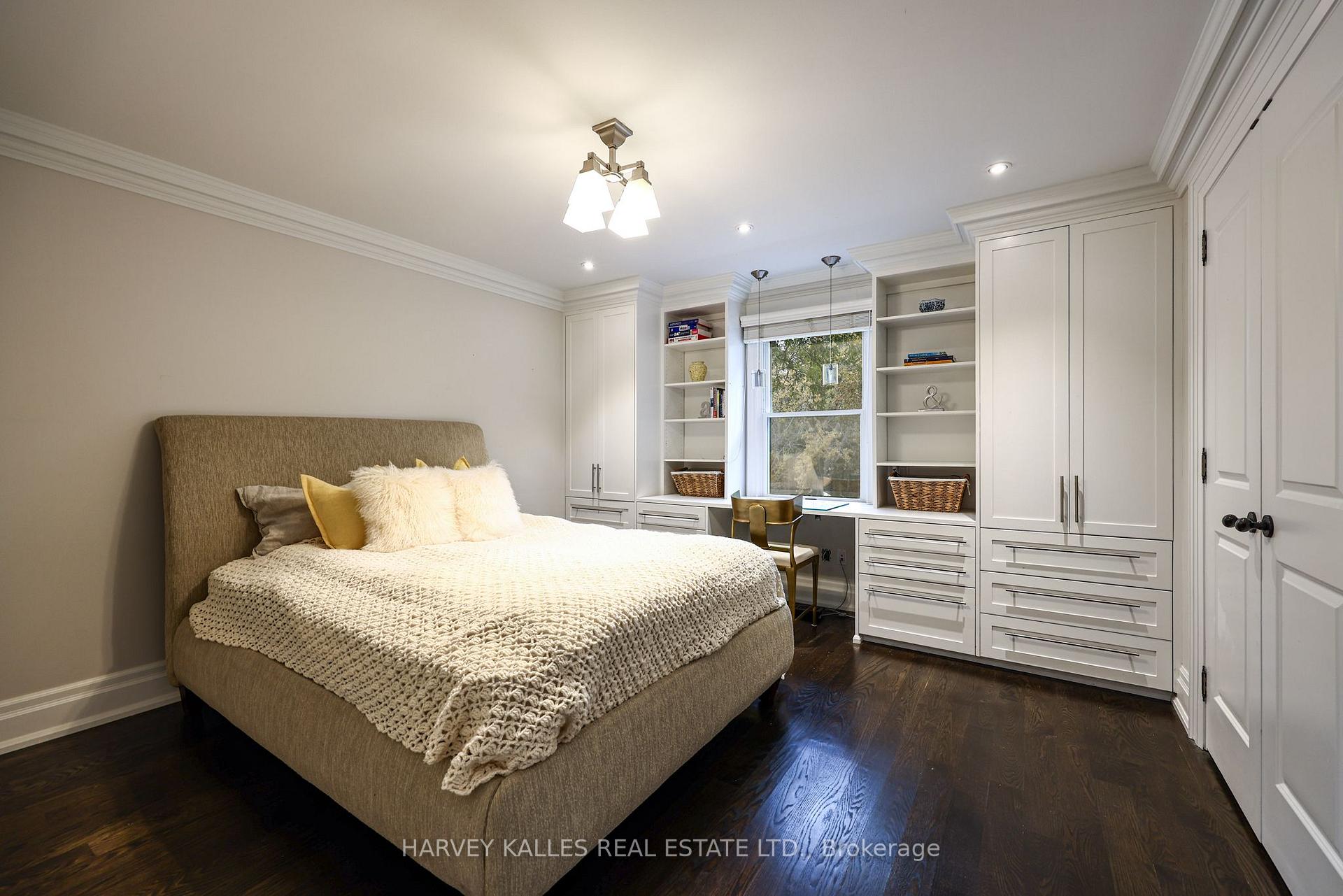 Photo 32 of 6 Penwood Crescent, North York, Banbury-Don Mills — HOMEH