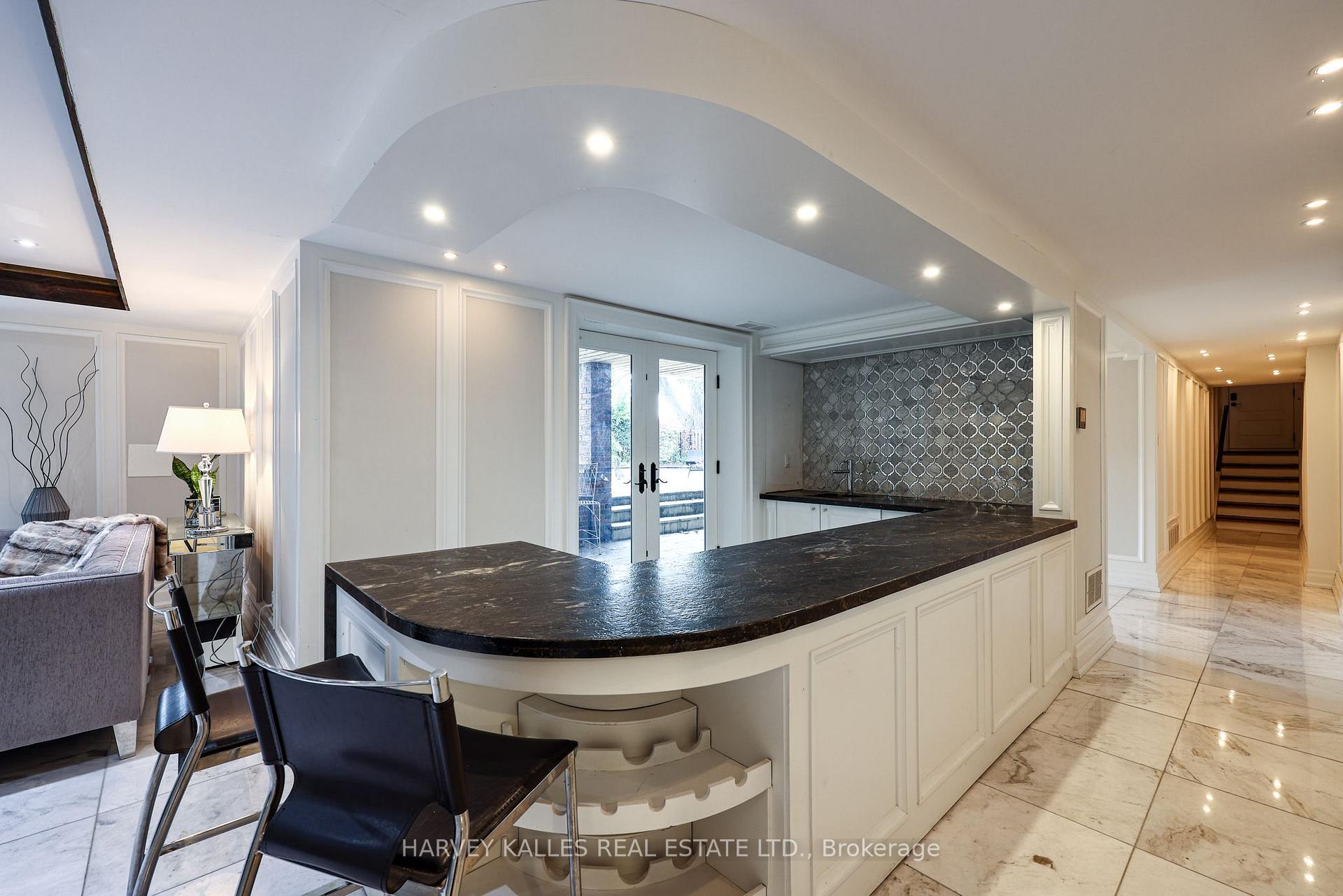 Photo 37 of 6 Penwood Crescent, North York, Banbury-Don Mills — HOMEH
