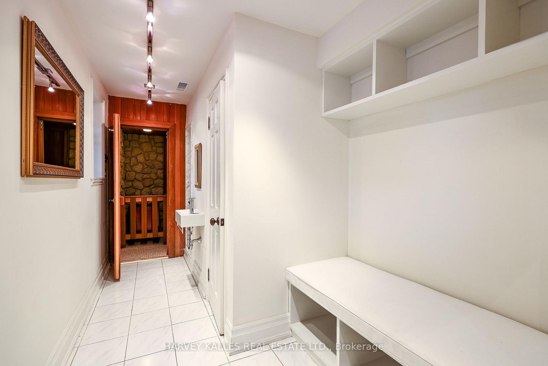 Photo 38 of 6 Penwood Crescent, North York, Banbury-Don Mills — HOMEH