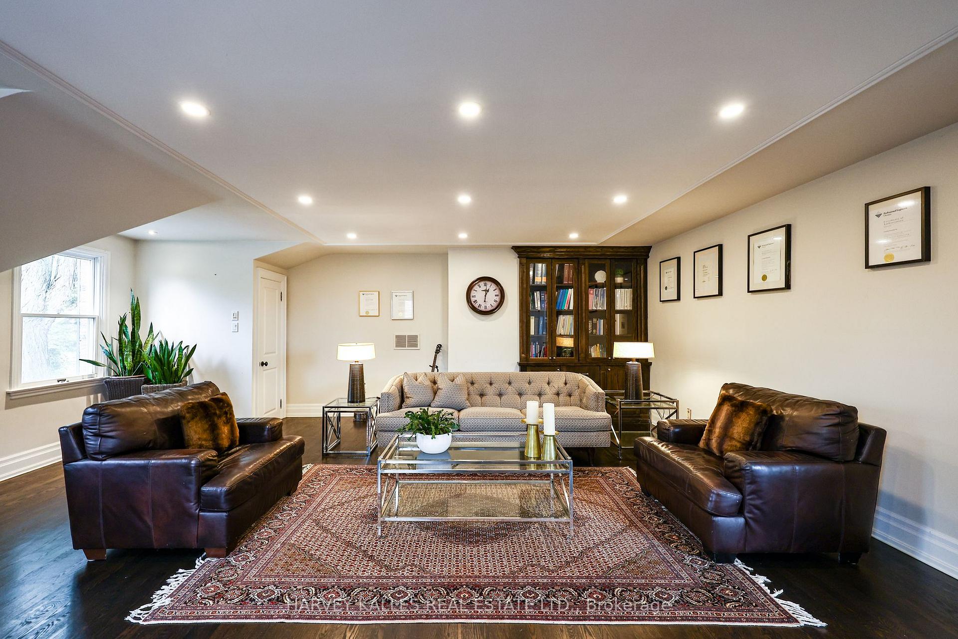 Photo 41 of 6 Penwood Crescent, North York, Banbury-Don Mills — HOMEH