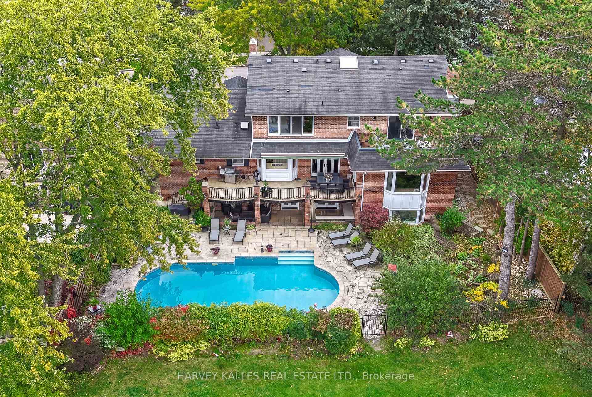 Photo 44 of 6 Penwood Crescent, North York, Banbury-Don Mills — HOMEH