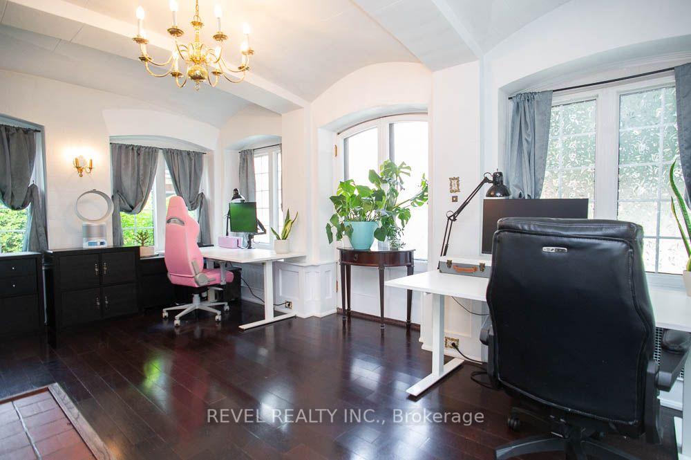 Photo 7 of 116 Dufferin Avenue, Brantford, North Ward — HOMEH