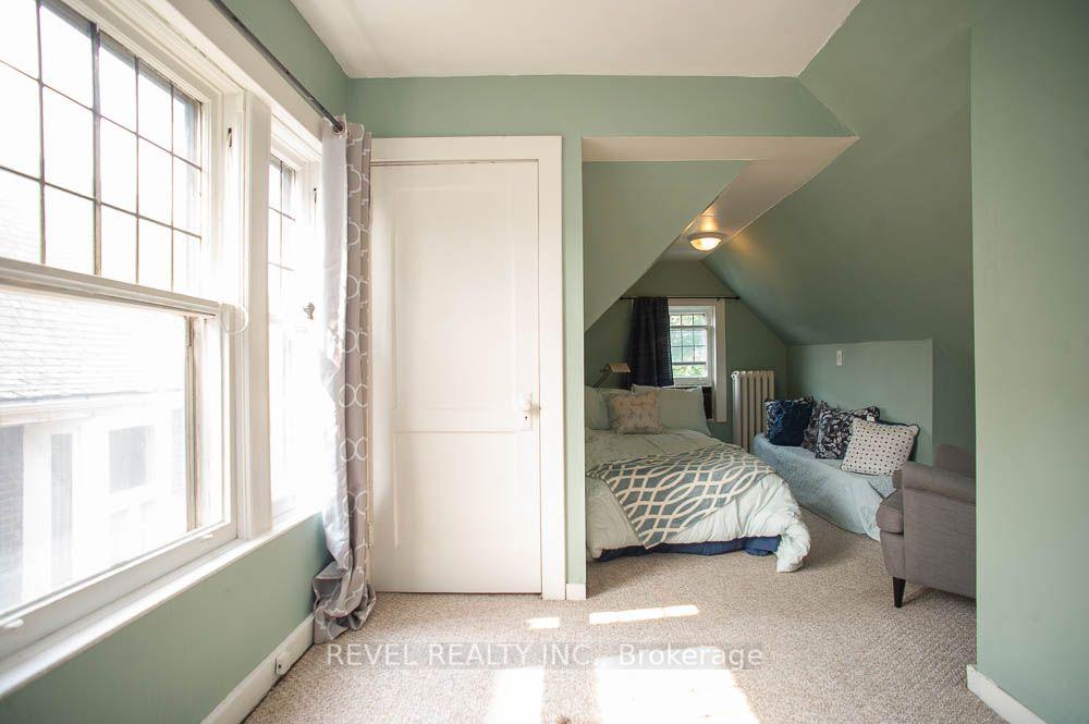 Photo 32 of 116 Dufferin Avenue, Brantford, North Ward — HOMEH