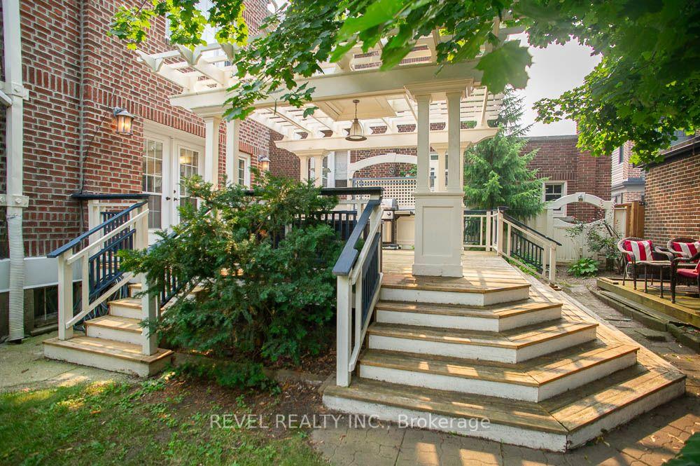 Photo 35 of 116 Dufferin Avenue, Brantford, North Ward — HOMEH
