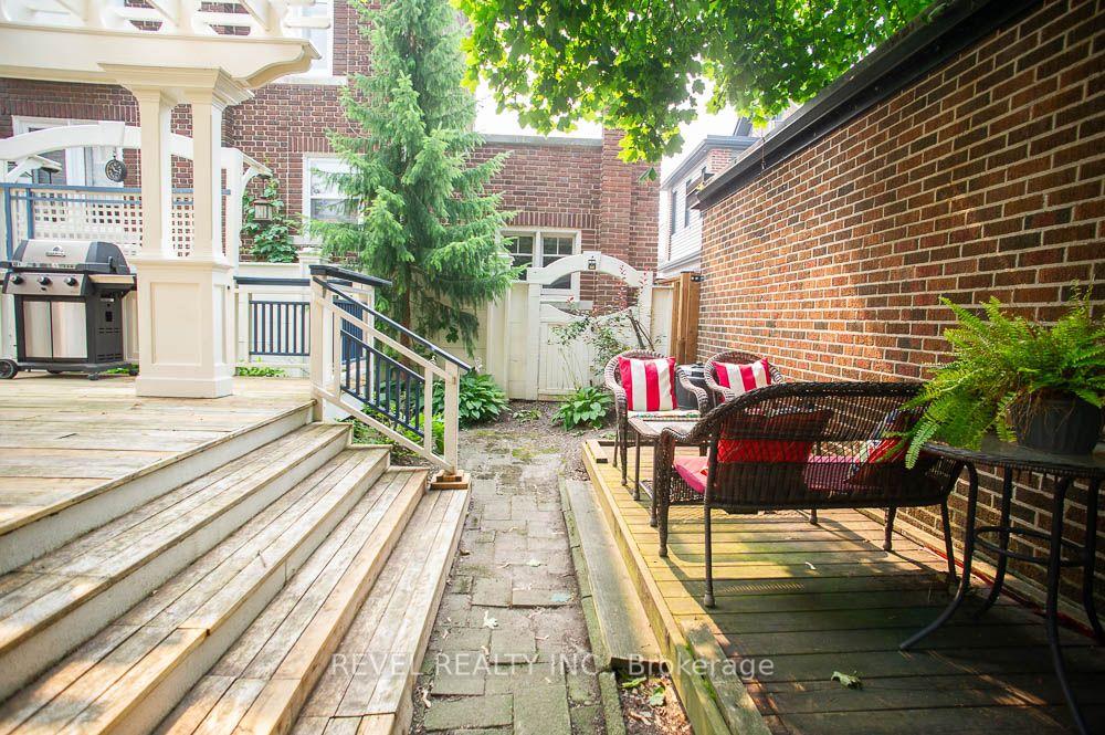 Photo 38 of 116 Dufferin Avenue, Brantford, North Ward — HOMEH