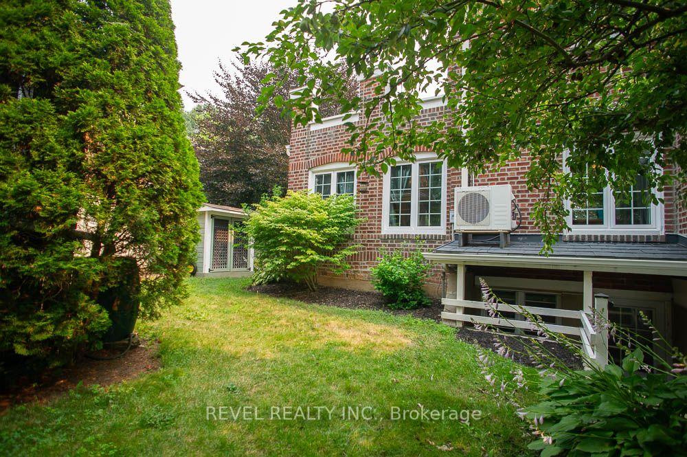 Photo 40 of 116 Dufferin Avenue, Brantford, North Ward — HOMEH