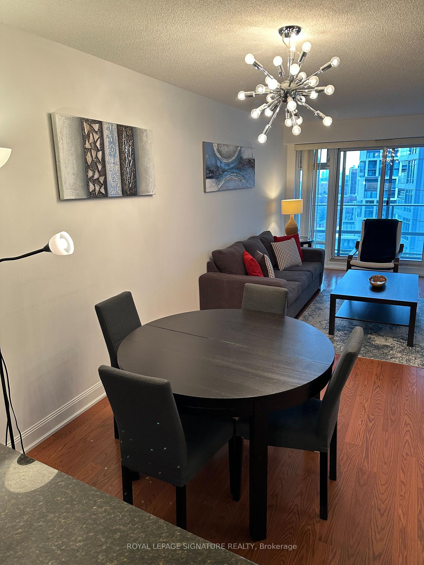 Photo 11 of Unit 1704, 2191 Yonge Street, Toronto, Mount Pleasant West — HOMEH