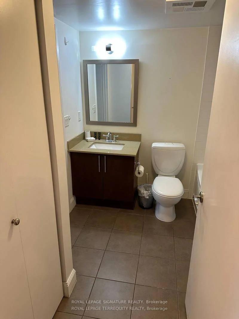 Photo 17 of Unit 1704, 2191 Yonge Street, Toronto, Mount Pleasant West — HOMEH
