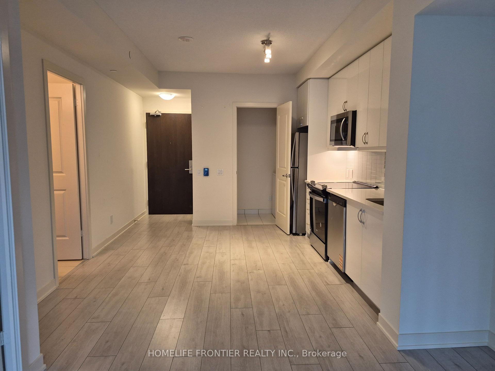 Photo 2 of Unit 1915, 4955 Yonge Street, North York, Willowdale East — HOMEH