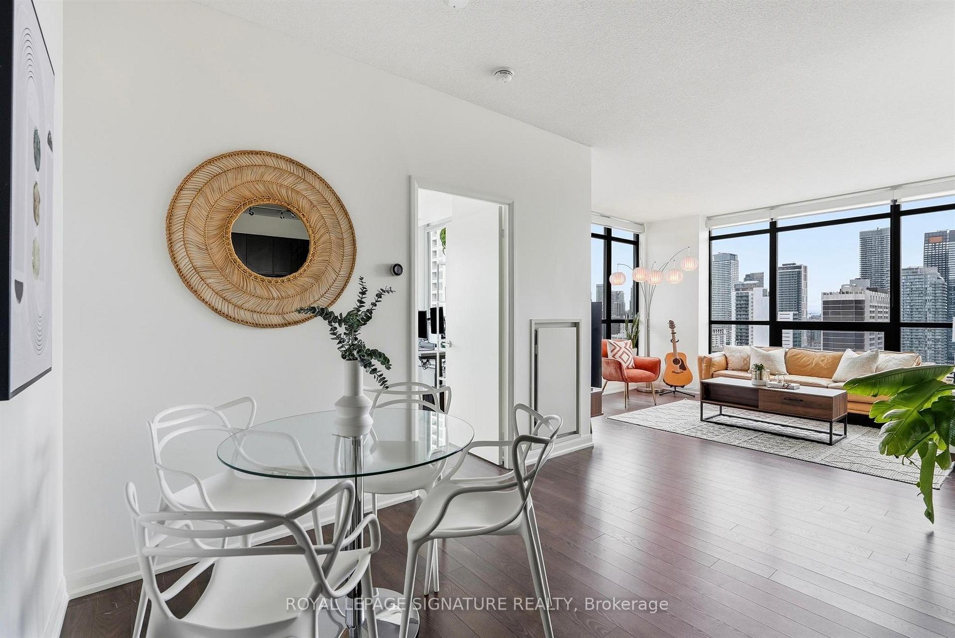 Photo 7 of Unit 2009, 500 Sherbourne Street, Toronto, North St. James Town — HOMEH