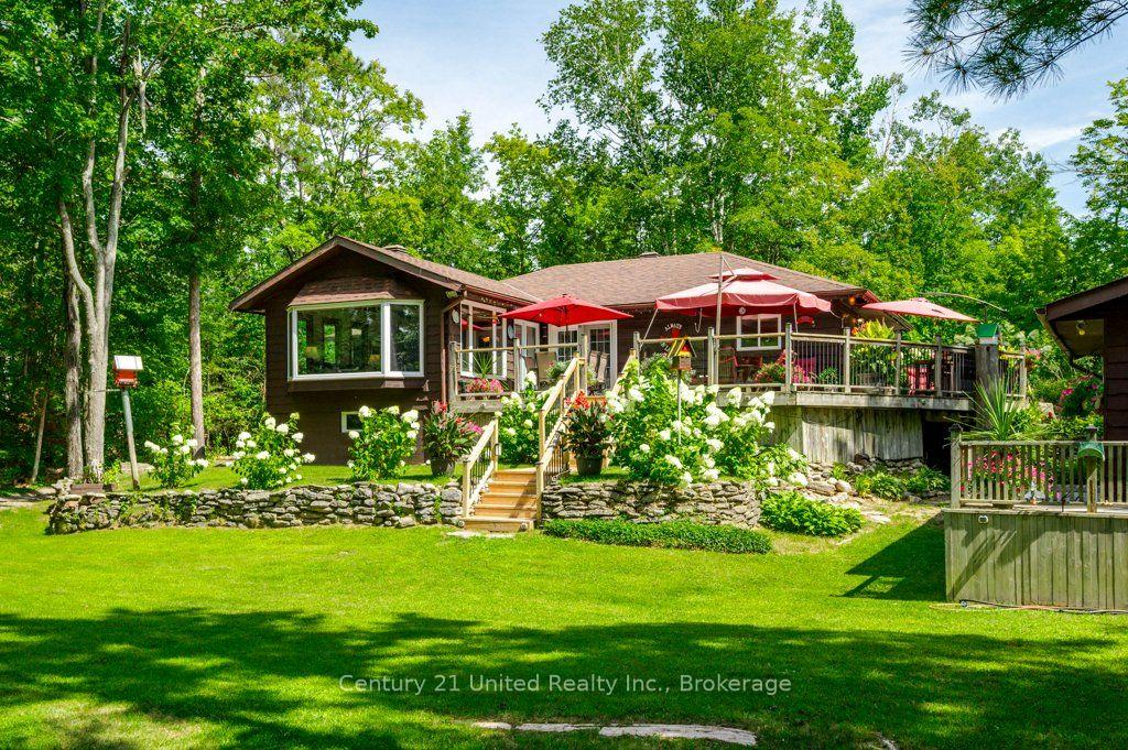 Photo 2 of 41 Hall Crescent, Trent Lakes — HOMEH