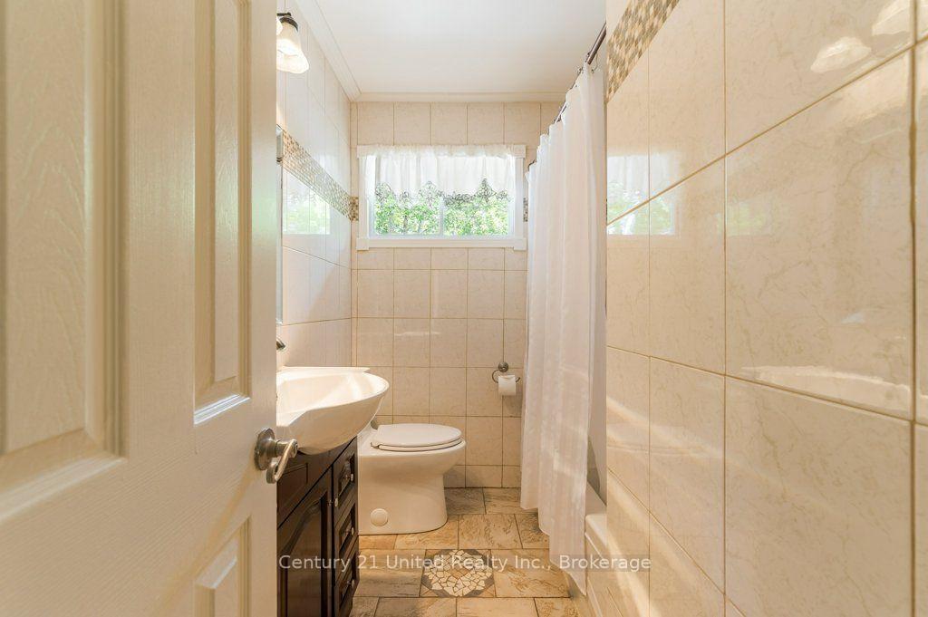 Photo 19 of 41 Hall Crescent, Trent Lakes — HOMEH