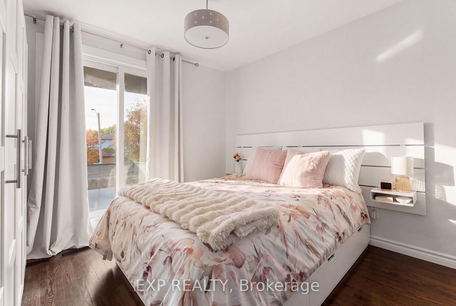 Photo 31 of 1317 Tredmore Drive, Mississauga, Clarkson — HOMEH