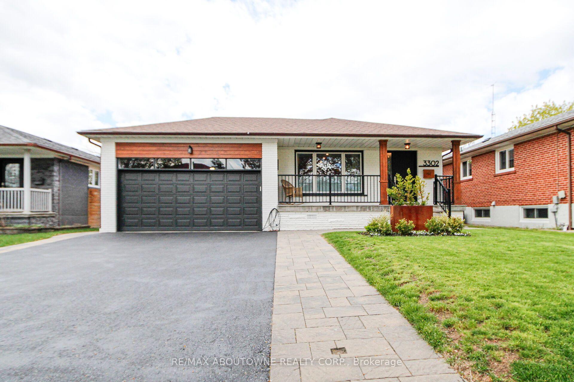 Photo 1 of 3302 Cardross Road, Mississauga, Applewood — HOMEH