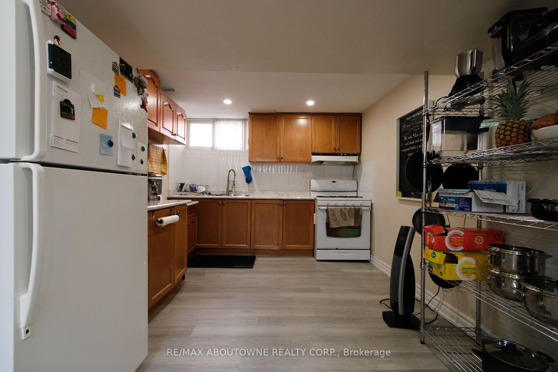 Photo 29 of 3302 Cardross Road, Mississauga, Applewood — HOMEH