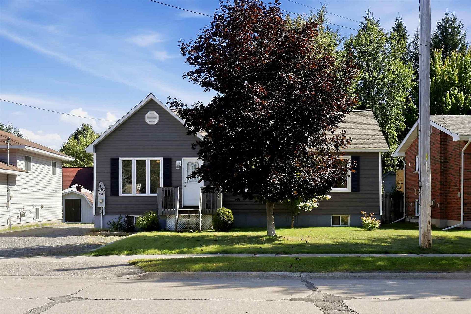 Photo 32 of 435 Chambers Avenue, Sault Ste Marie, Ward 1 — HOMEH