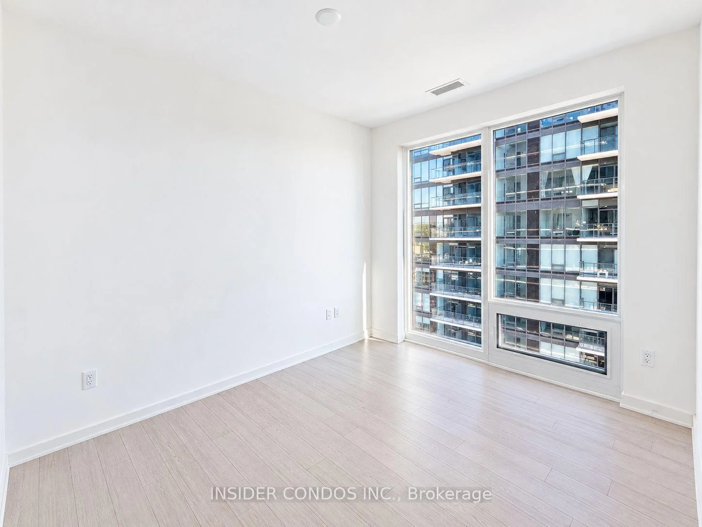 Photo 11 of Unit 1908, 4010 Eglinton Avenue W, Etobicoke, Humber Heights — HOMEH