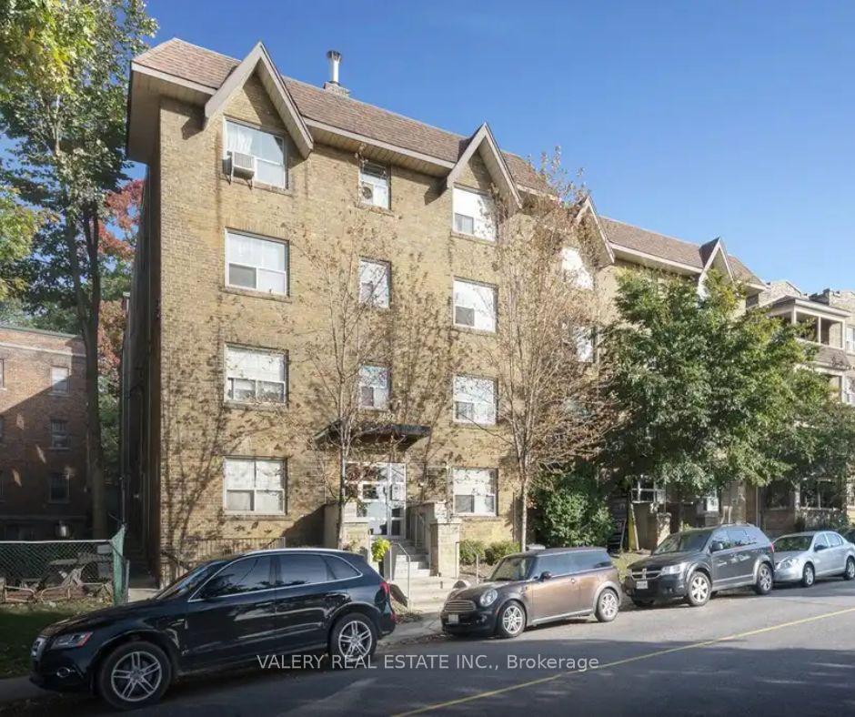 Photo of Unit 40, 2402 Queen Street E