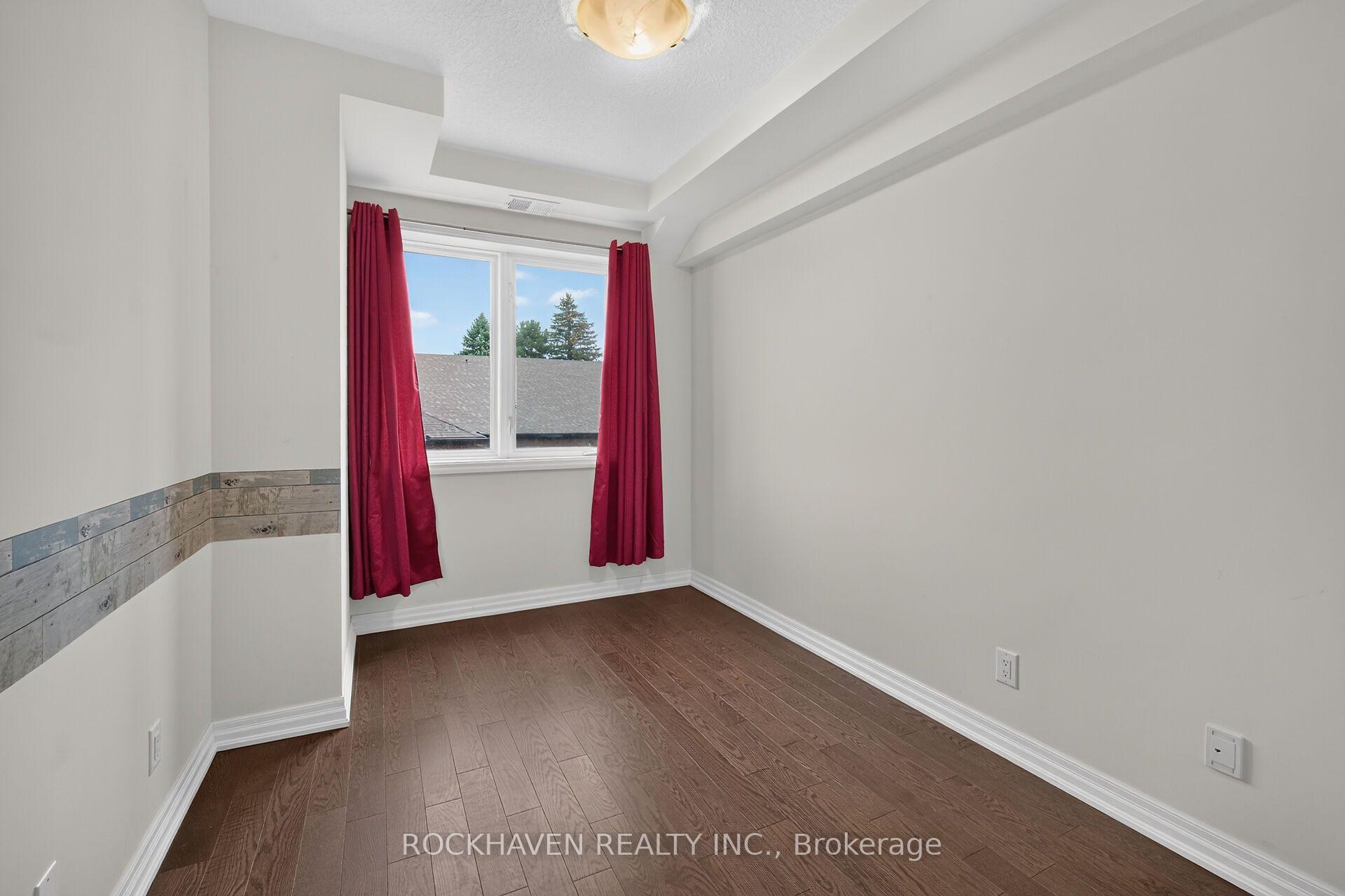 Photo 8 of Unit 207, 170 Rockhaven Lane, Hamilton, Waterdown — HOMEH