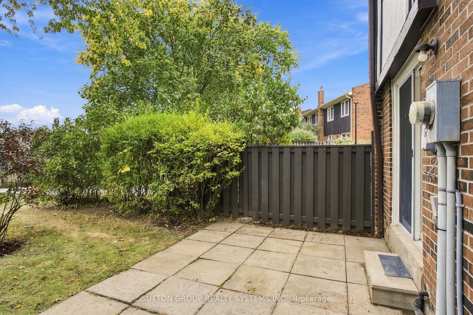 Photo 42 of Unit 26, 1951 Rathburn Road E, Mississauga, Rathwood — HOMEH