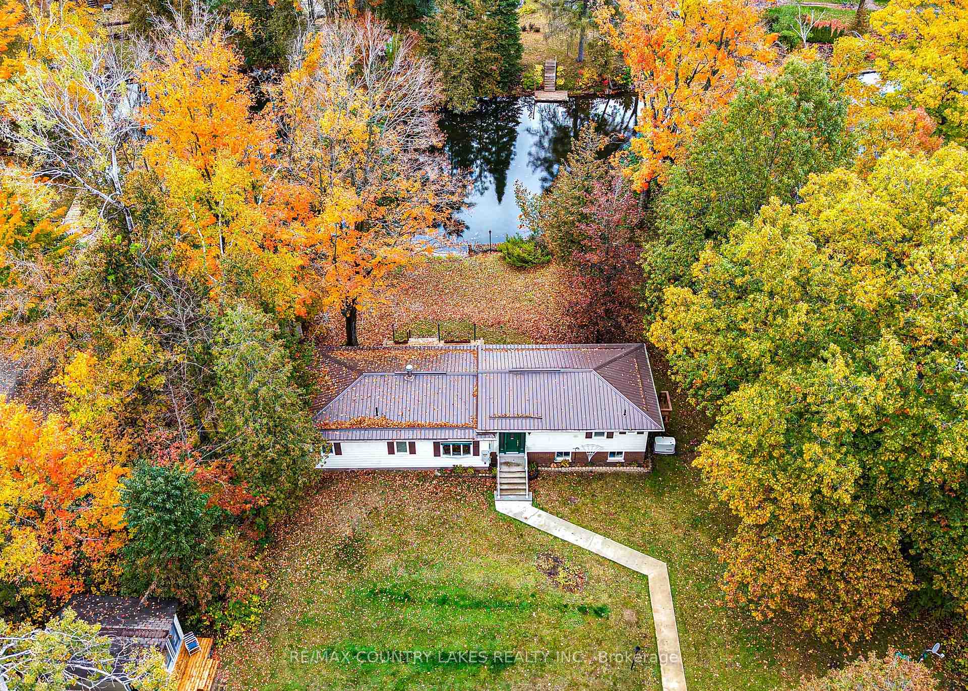Photo 2 of 21 Duncan Drive, Kawartha Lakes, Woodville — HOMEH