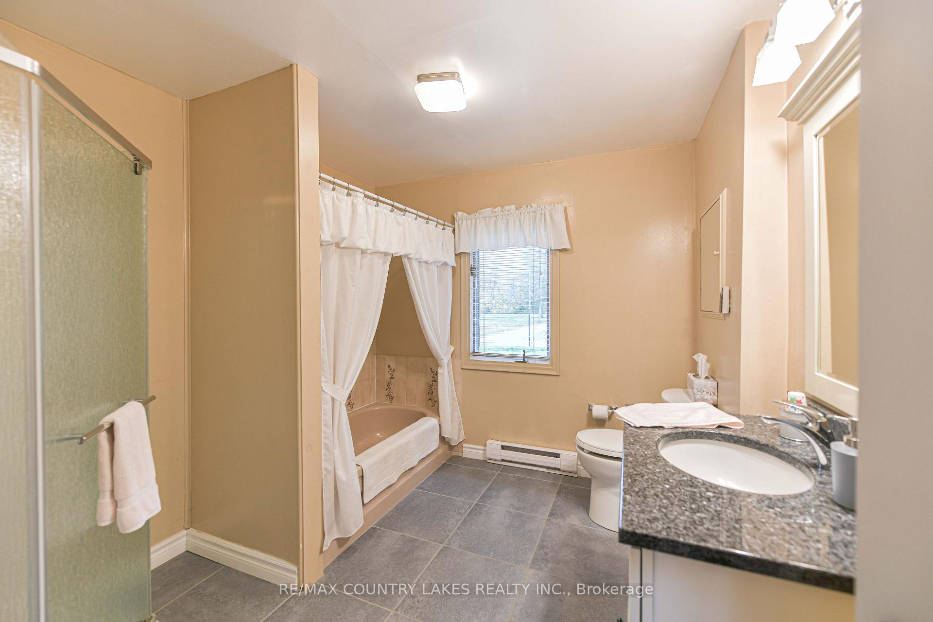 Photo 22 of 21 Duncan Drive, Kawartha Lakes, Woodville — HOMEH