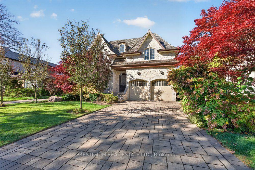 Photo 3 of 110 Munro Boulevard, North York, St. Andrew-Windfields — HOMEH
