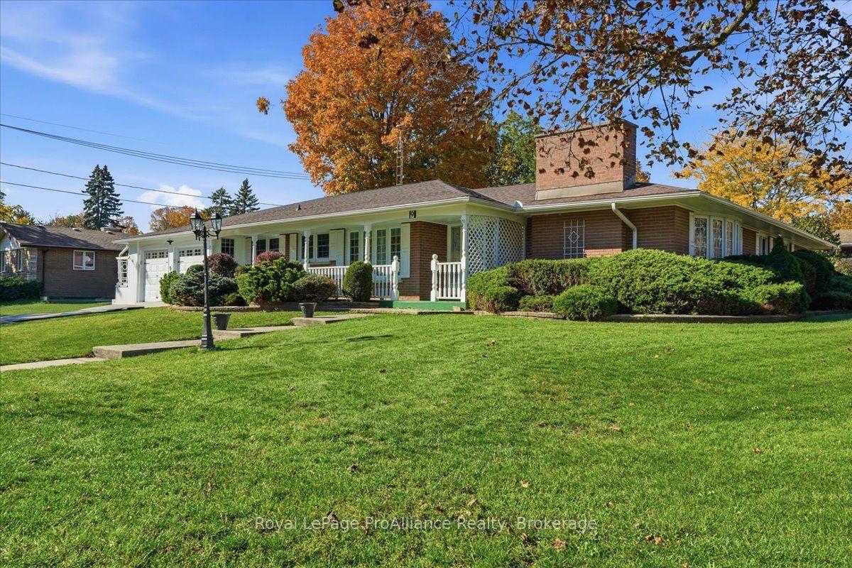 Photo 3 of 9 Parkview Heights, Quinte West, Trenton Ward — HOMEH
