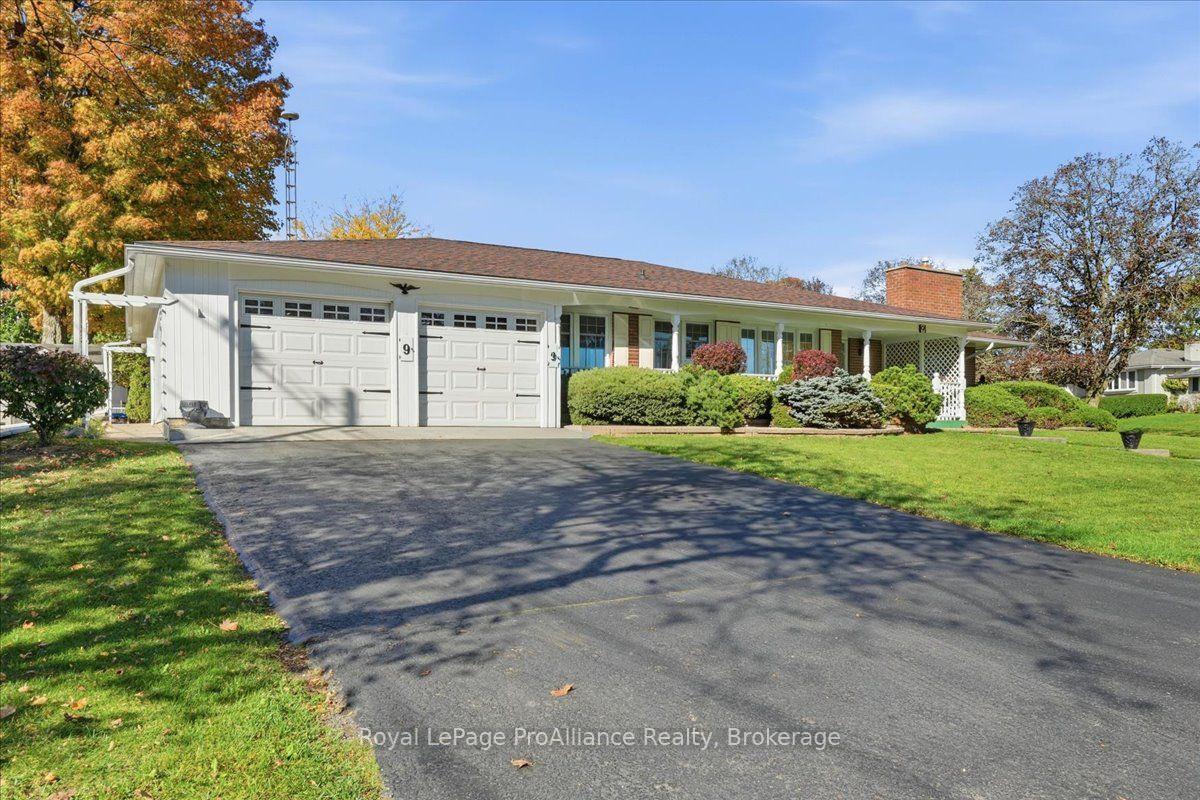 Photo 4 of 9 Parkview Heights, Quinte West, Trenton Ward — HOMEH