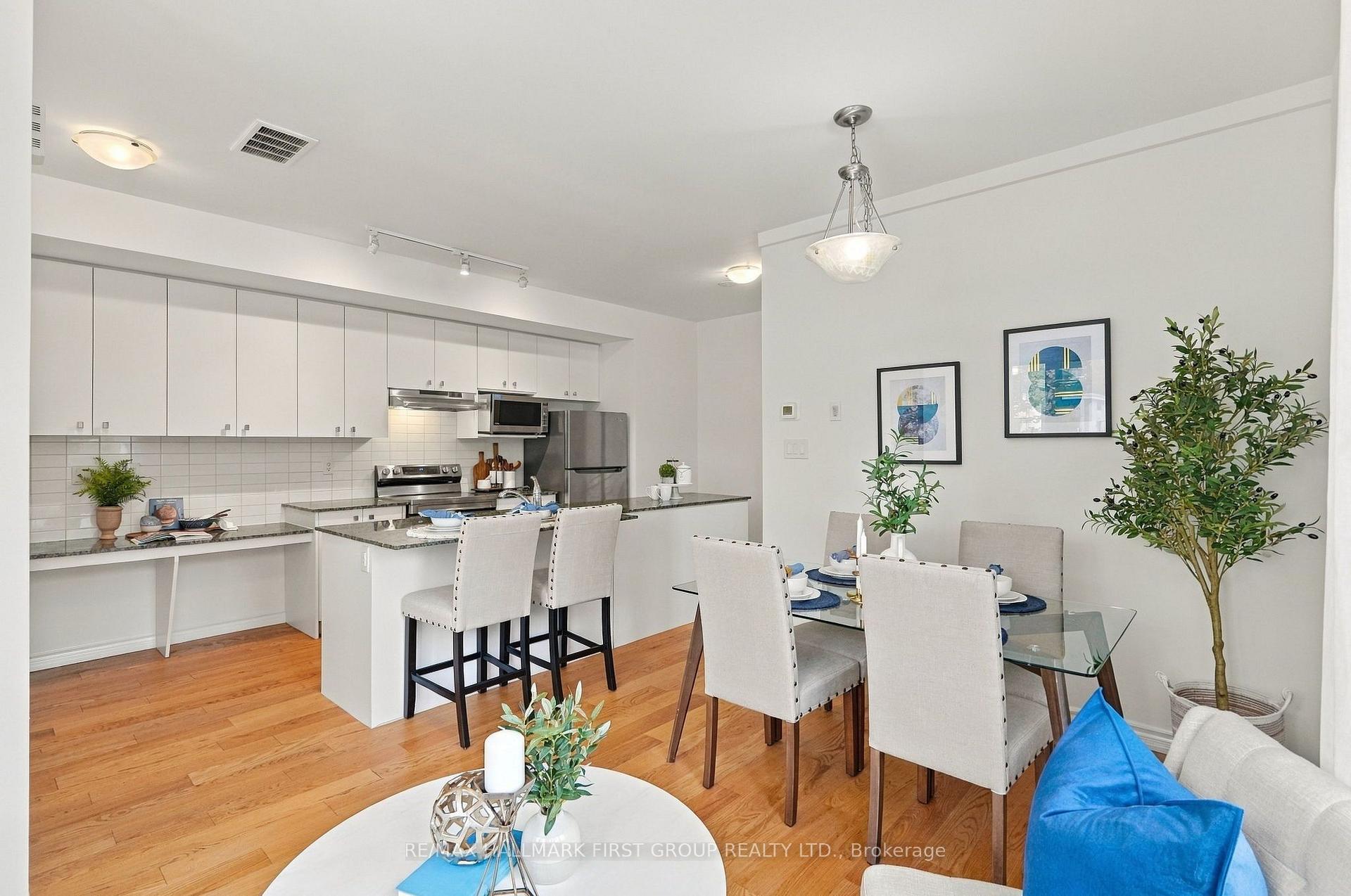 Photo 11 of Unit 33, 9 Clintwood Gate, North York, Parkwoods-Donalda — HOMEH