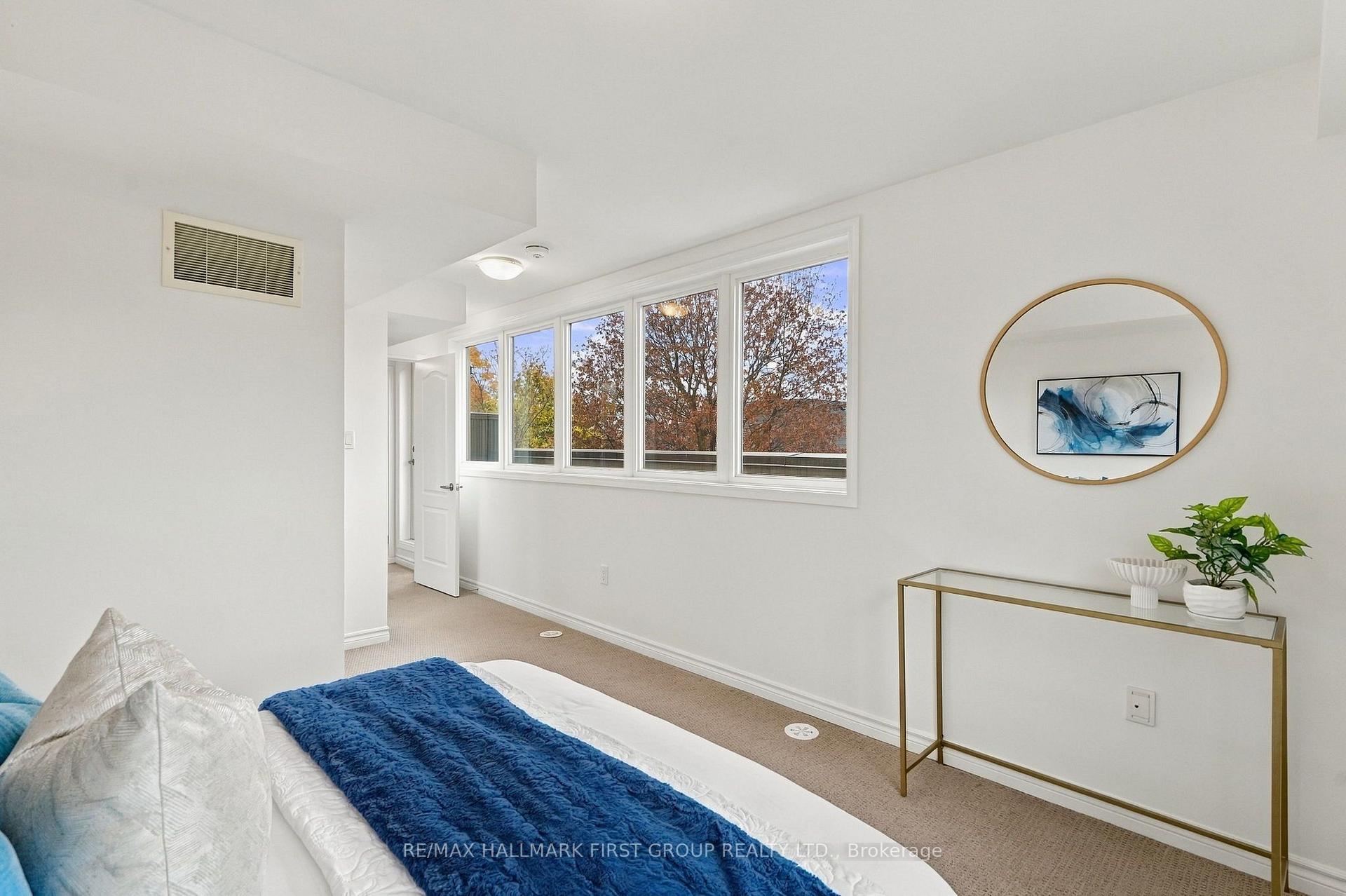 Photo 19 of Unit 33, 9 Clintwood Gate, North York, Parkwoods-Donalda — HOMEH
