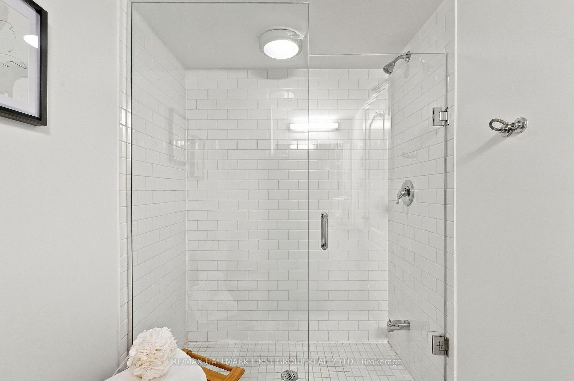 Photo 23 of Unit 33, 9 Clintwood Gate, North York, Parkwoods-Donalda — HOMEH