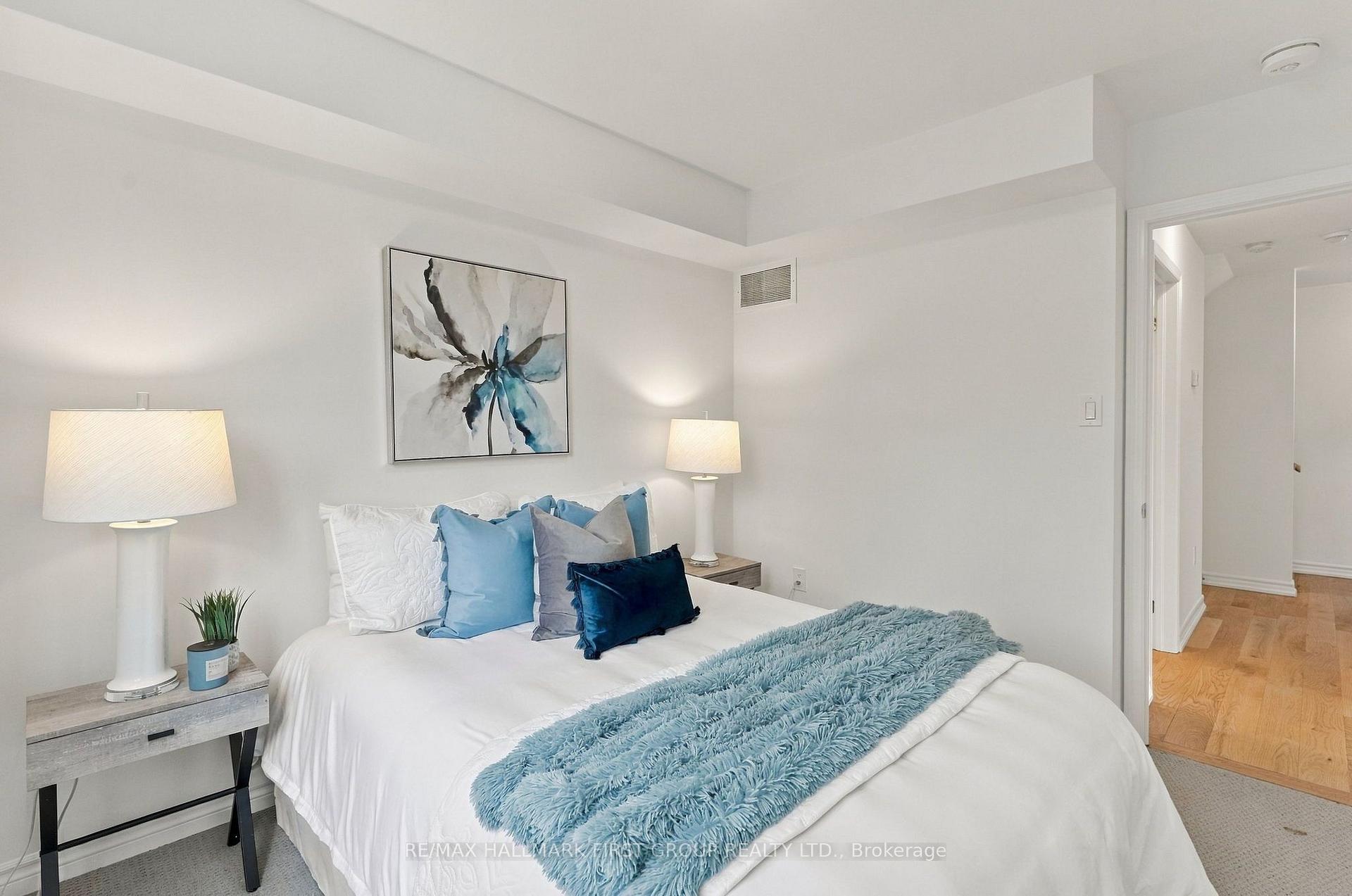 Photo 24 of Unit 33, 9 Clintwood Gate, North York, Parkwoods-Donalda — HOMEH