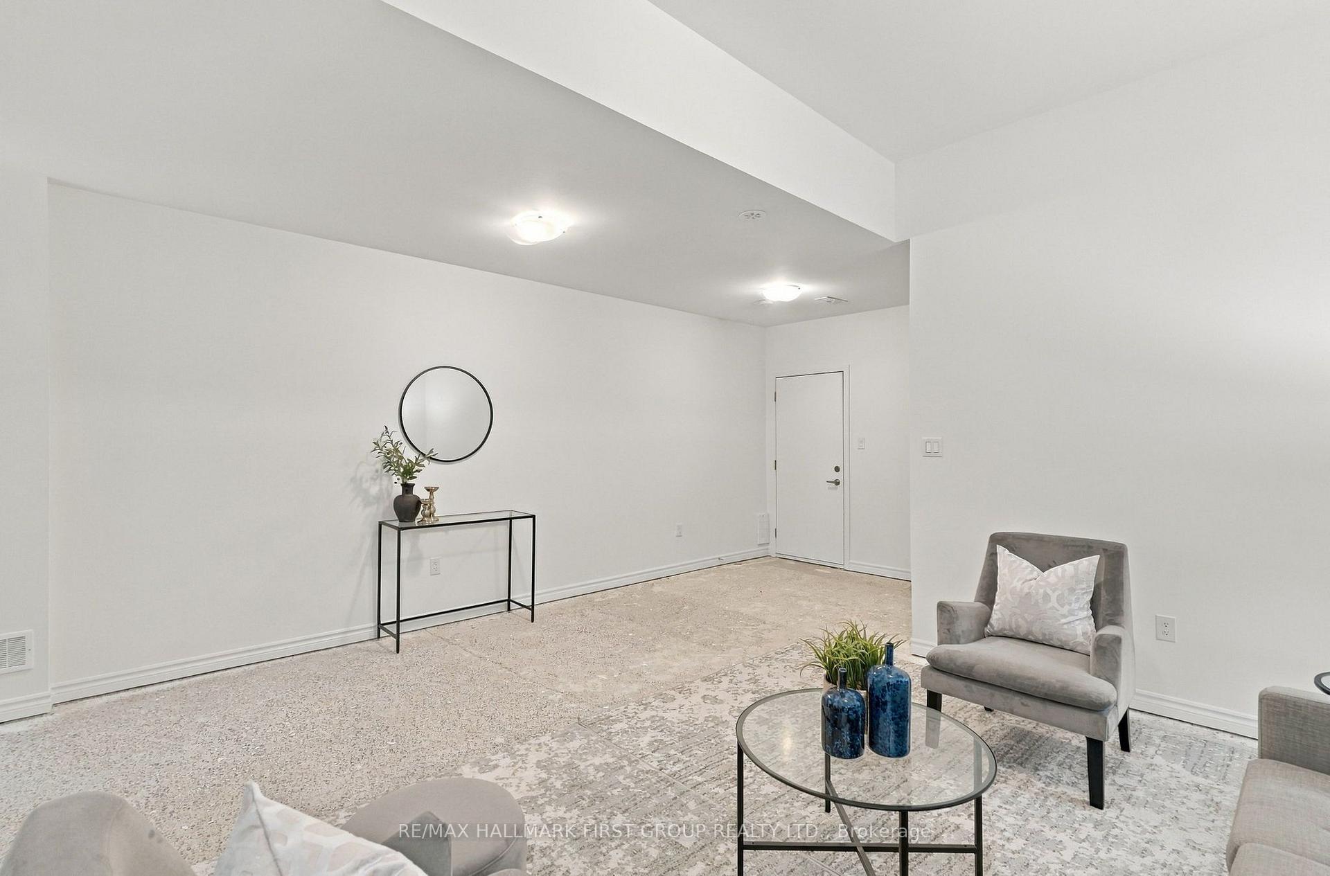 Photo 39 of Unit 33, 9 Clintwood Gate, North York, Parkwoods-Donalda — HOMEH